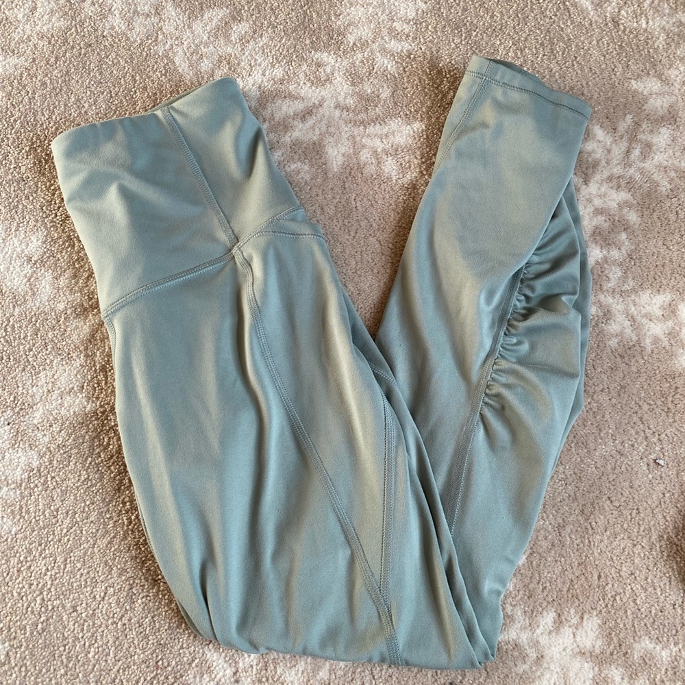 AIM Scrunch Calf Leggings